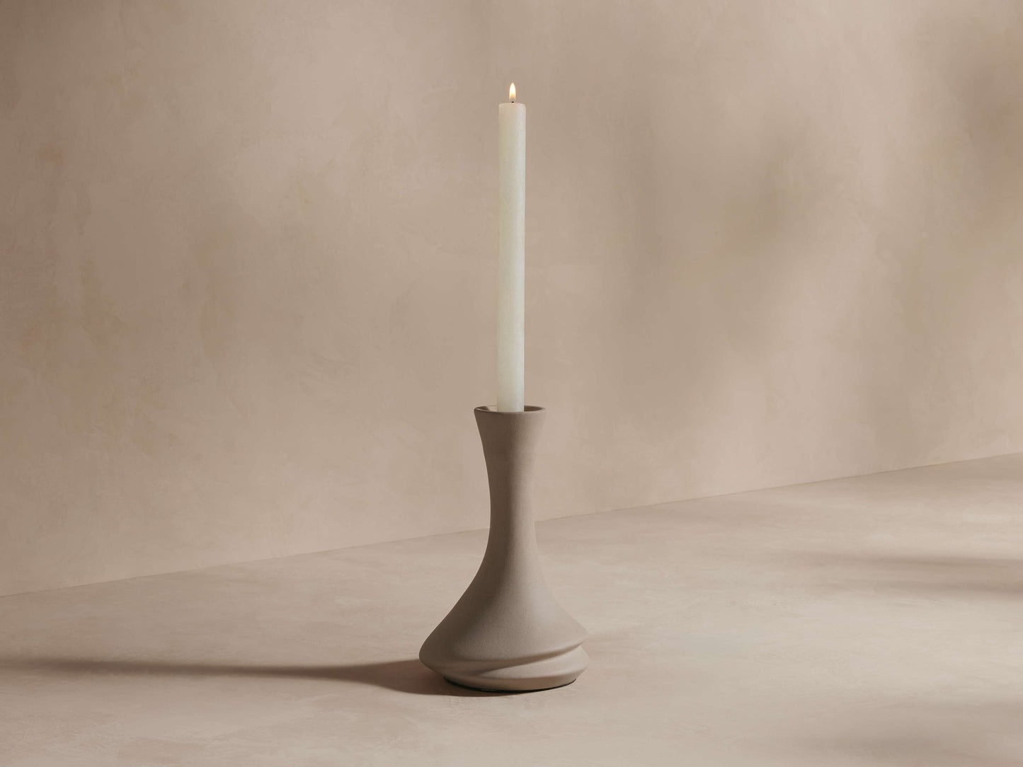 Calixta Candle Holder